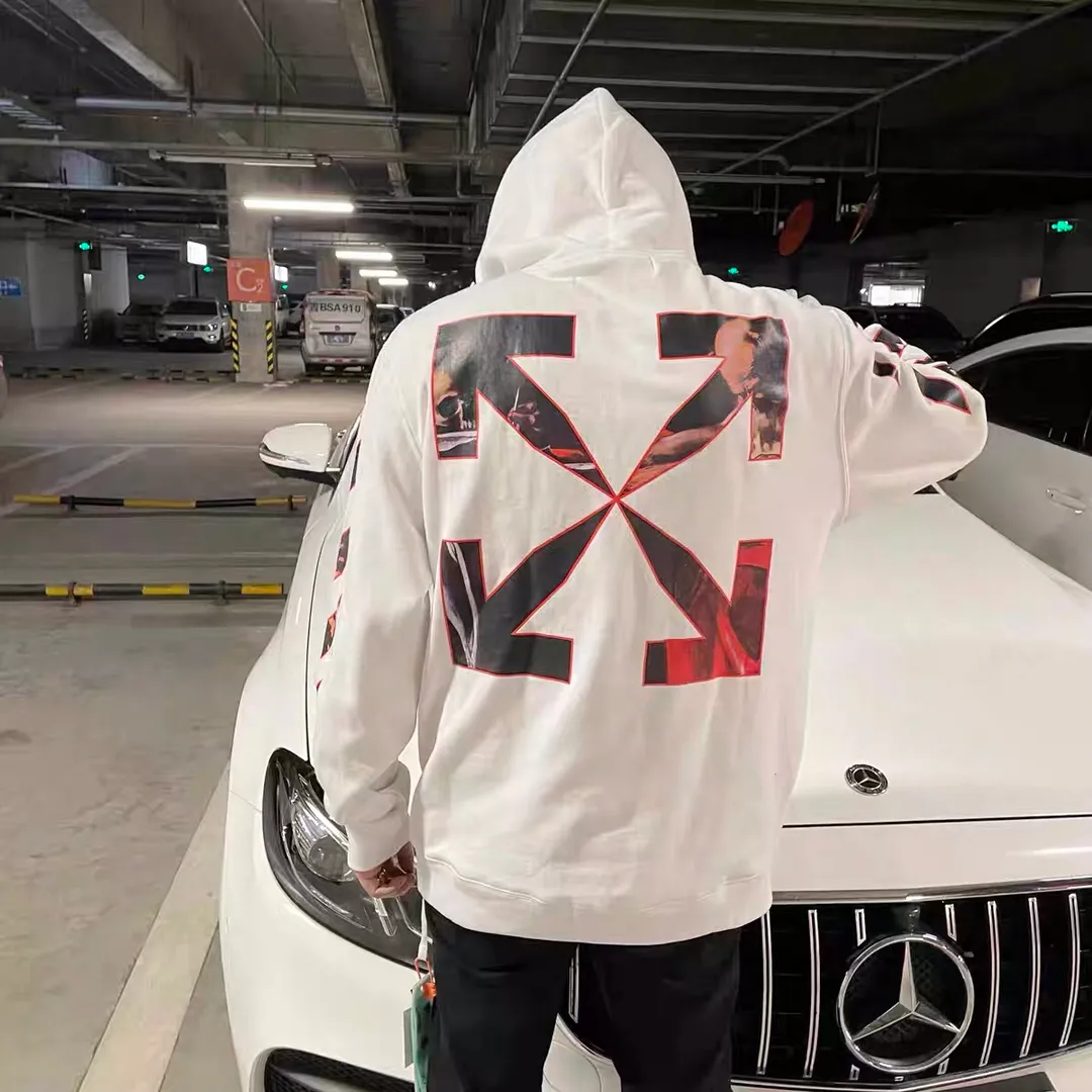 ♻️💯Upper body reference model picture❤️ Top tested version OFFWHITE OW Caravaggio Skeleton Old Man Oil Painting for Male and Female Couples Pure Cotton Loose Religious Round Neck Pullover Hoodie Sweatshirt Exclusive version on the market, zp’s sales once hit a new high. Both the front and rear panels are printed using Kornit's digital direct printing process, with 7 colors sprayed and glazed solid film, giving the printing a jelly-like feel. The printing gradient is gentle, the texture is clear, and the color contrast is obvious. The fabric is made of 480g large fish scale pure cotton terry fabric, which is launched in a big way and has full drape. It can be compared with all versions on the market and is synchronized. Brand new 21s collar label, washed, hang tag, all customized. Size chart